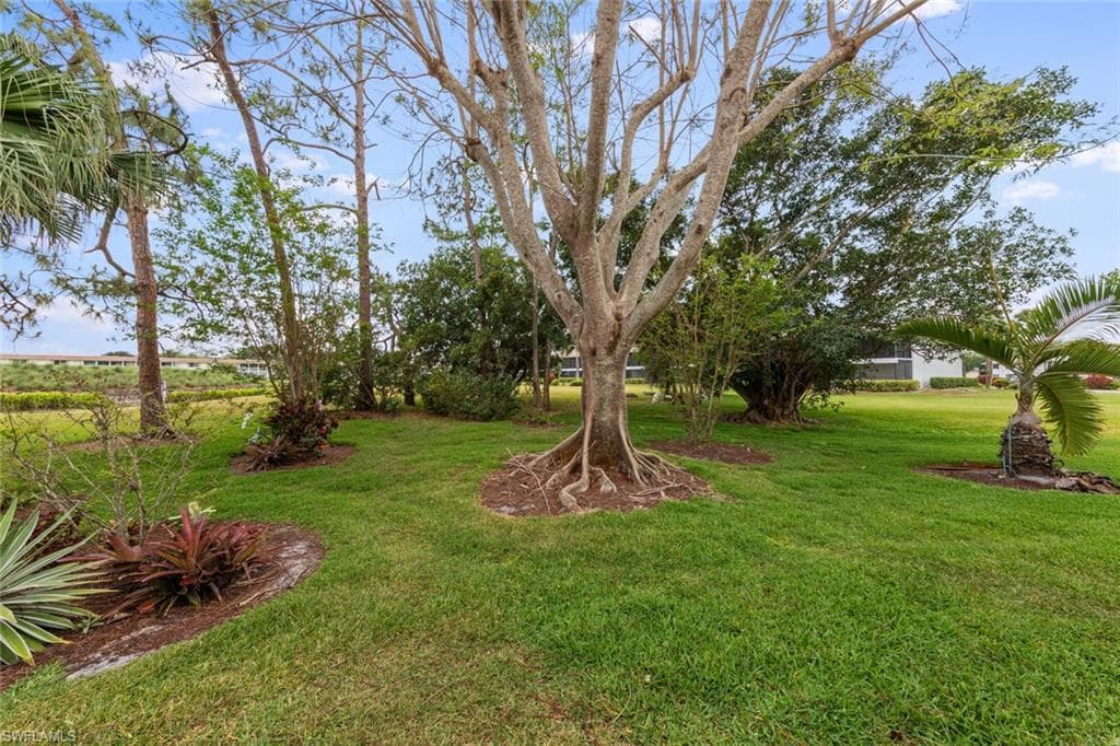 261 Quails Nest Rd 5, Naples, FL 34112-41