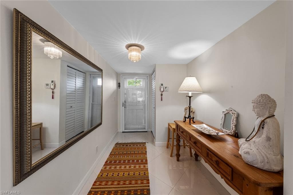 261 Quails Nest Rd 5, Naples, FL 34112-5