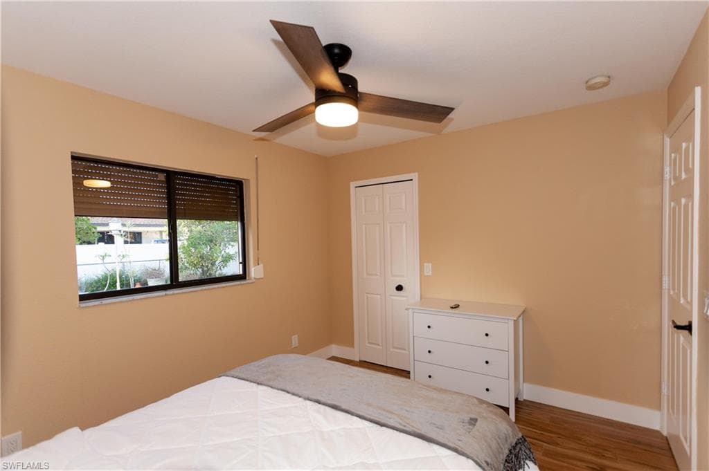 919 16th St, Cape Coral, FL 33990-30