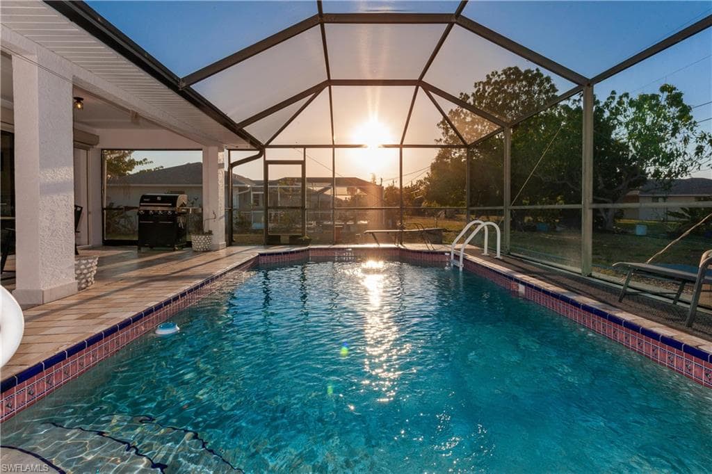 919 16th St, Cape Coral, FL 33990-36