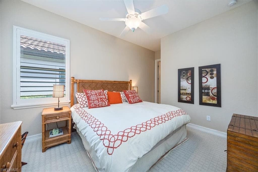 6504 Costa Cir, Naples, FL 34113-17