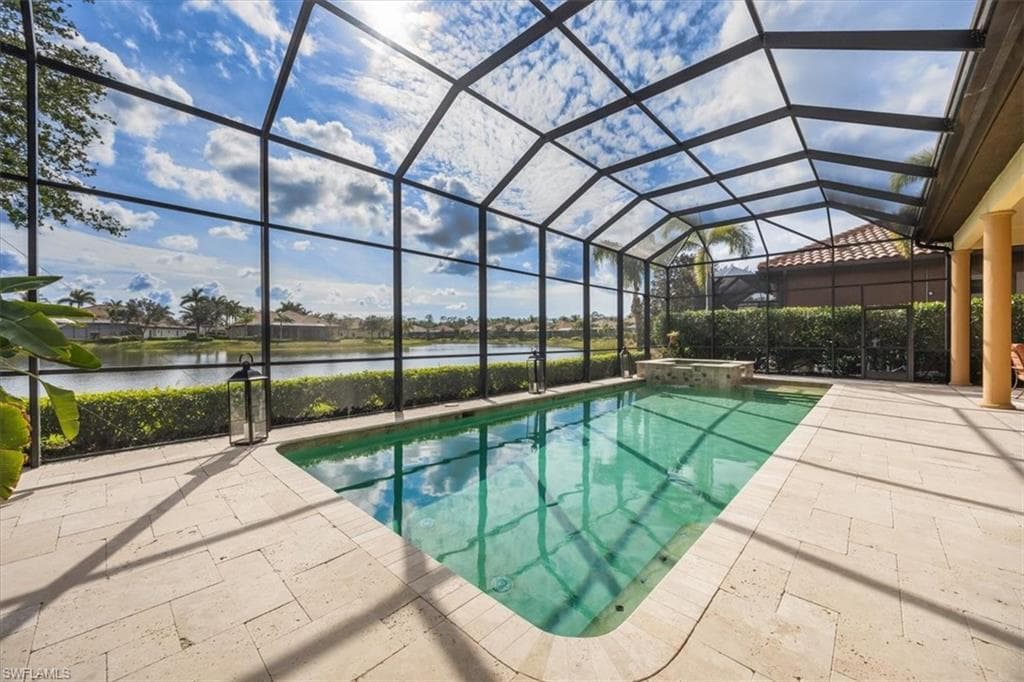 6504 Costa Cir, Naples, FL 34113-24