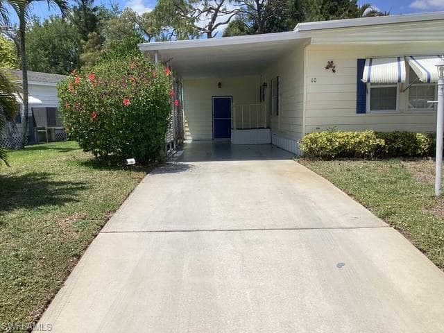 10 Le Mans Dr, Naples, FL 34112-10