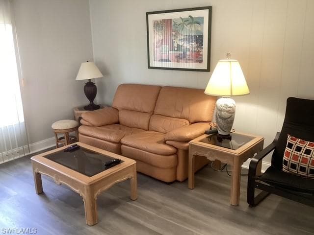 10 Le Mans Dr, Naples, FL 34112-19