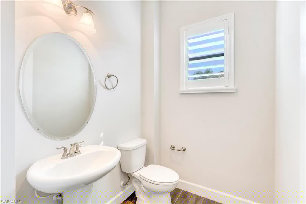 9276 Isla Bella Cir, Bonita Springs, FL 34135-20