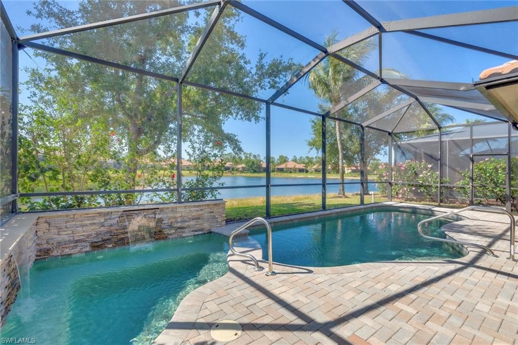 9276 Isla Bella Cir, Bonita Springs, FL 34135-36