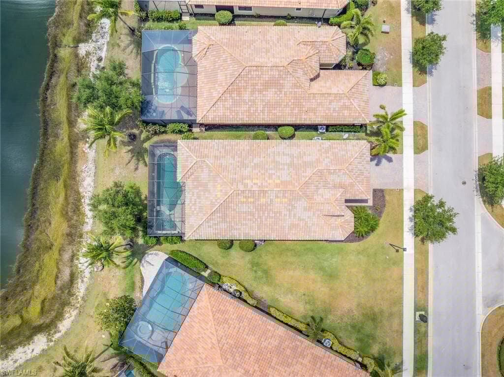 9276 Isla Bella Cir, Bonita Springs, FL 34135-46