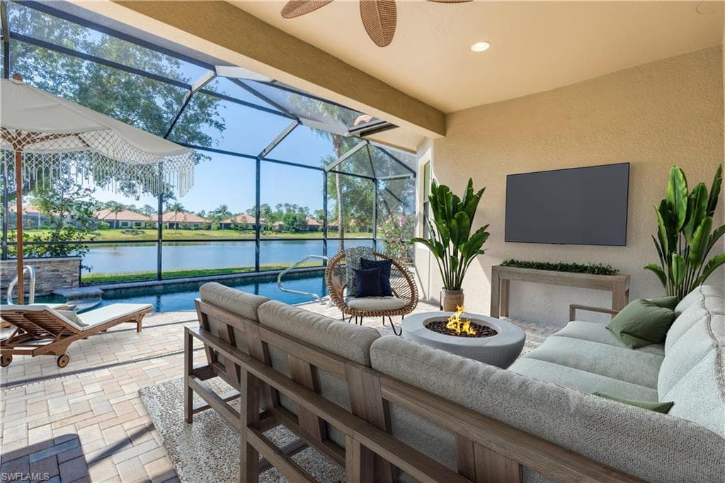 9276 Isla Bella Cir, Bonita Springs, FL 34135-5