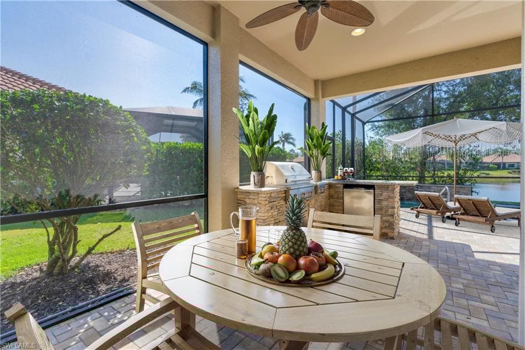 9276 Isla Bella Cir, Bonita Springs, FL 34135-6
