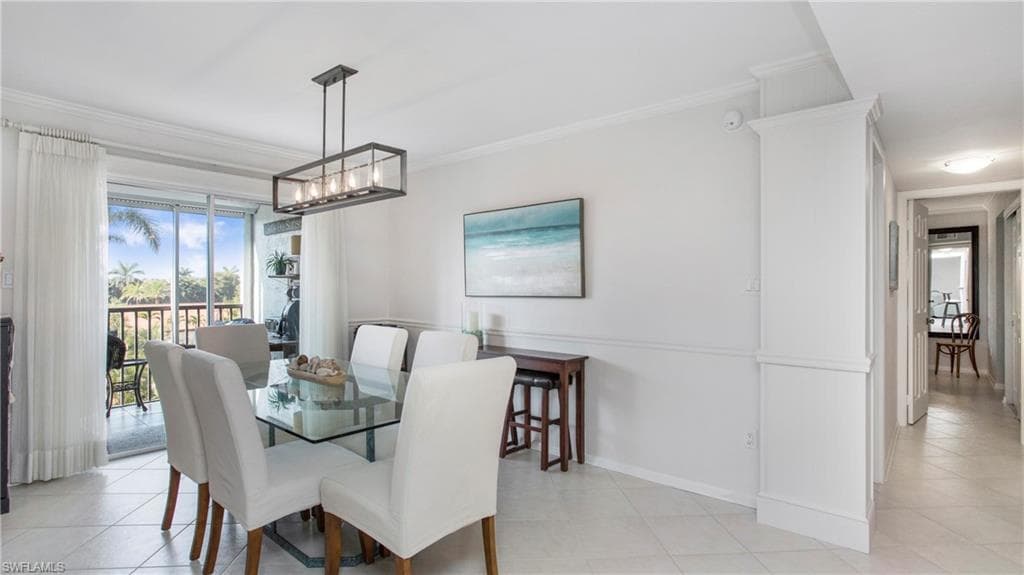 555 Park Shore Dr B411, Naples, FL 34103-10
