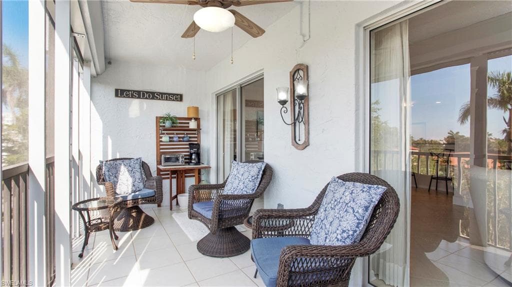 555 Park Shore Dr B411, Naples, FL 34103-24