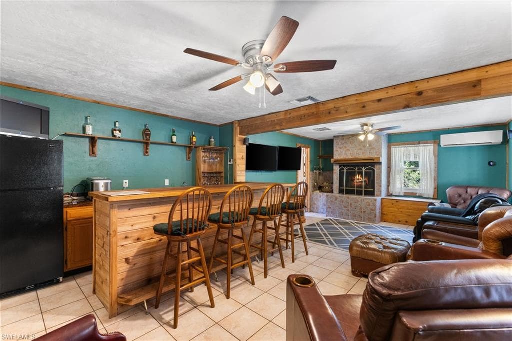 4925 Boxwood Way, Naples, FL 34116-24