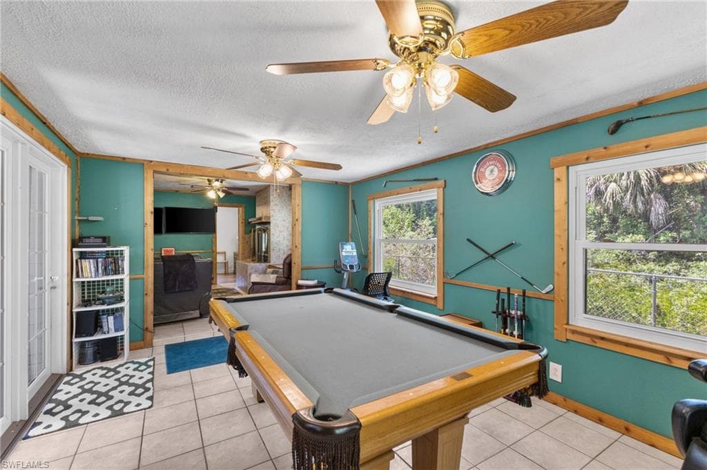 4925 Boxwood Way, Naples, FL 34116-30