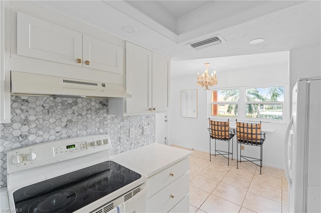 354 Charlemagne Blvd E204, Naples, FL 34112-12
