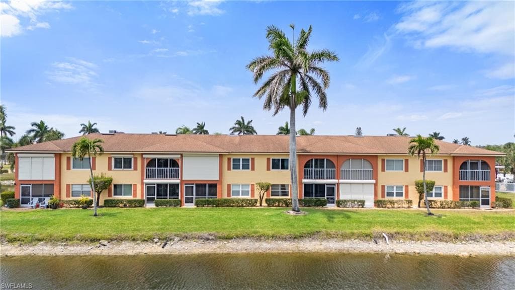 354 Charlemagne Blvd E204, Naples, FL 34112-31