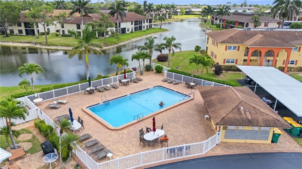 354 Charlemagne Blvd E204, Naples, FL 34112-35