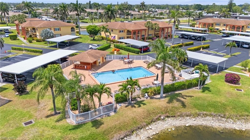 354 Charlemagne Blvd E204, Naples, FL 34112-38