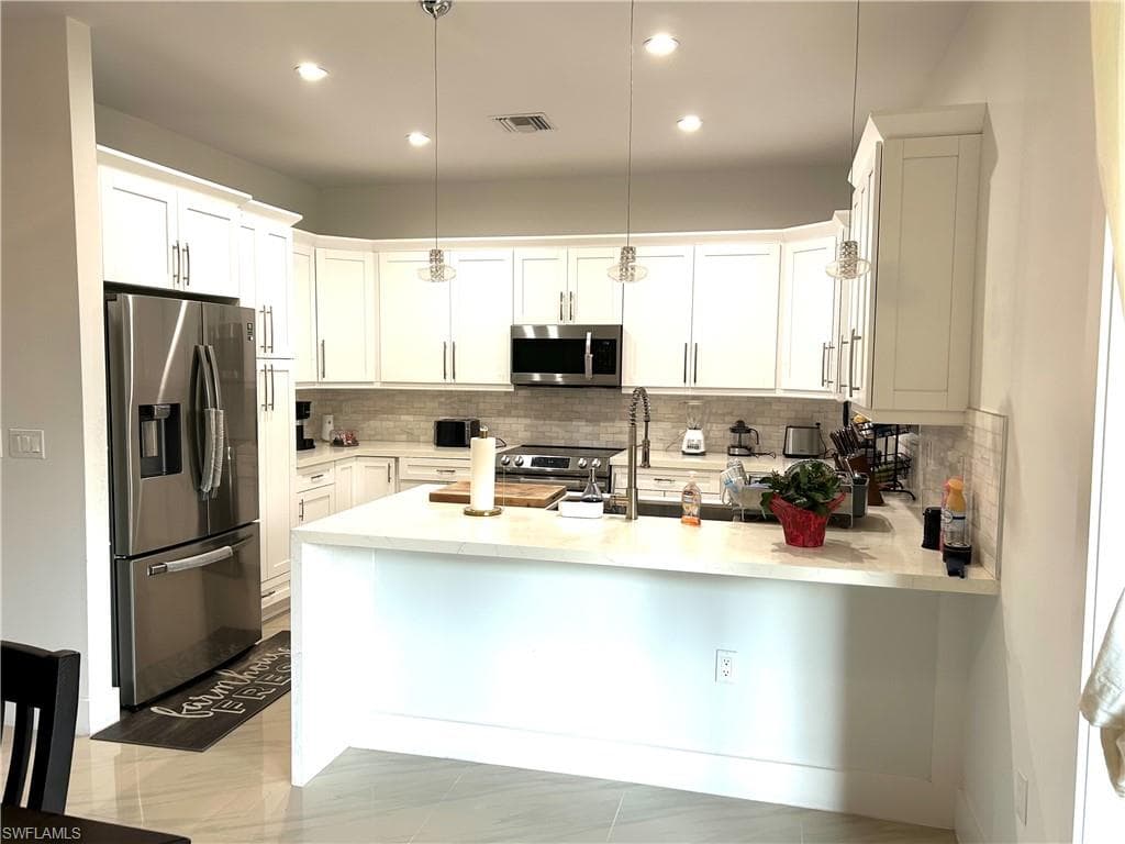 4122 14th Ave SE, Naples, FL 34117-8