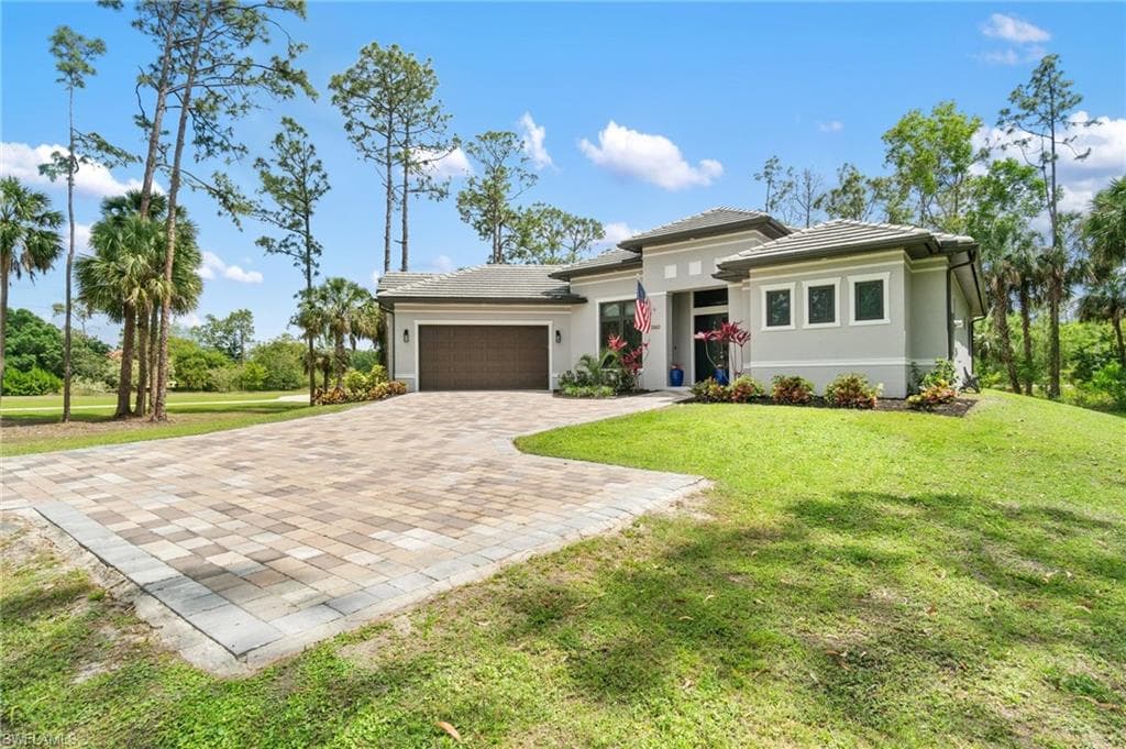 3160 Safe Harbor Dr, Naples, FL 34117-5