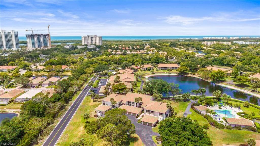 517 Lake Louise Cir 101, Naples, FL 34110-44