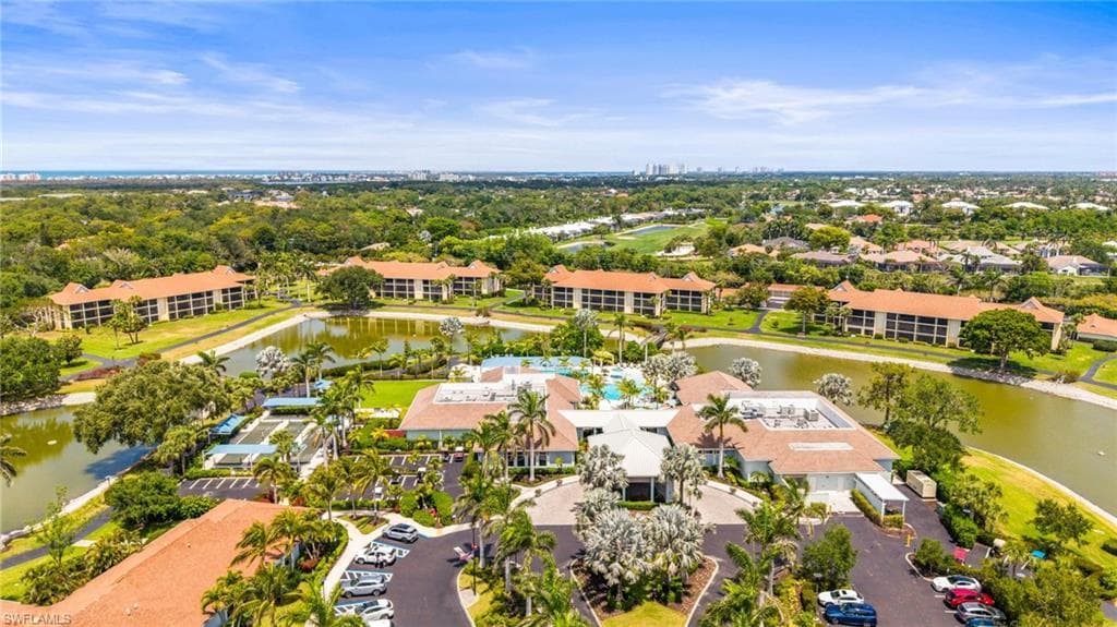 517 Lake Louise Cir 101, Naples, FL 34110-46