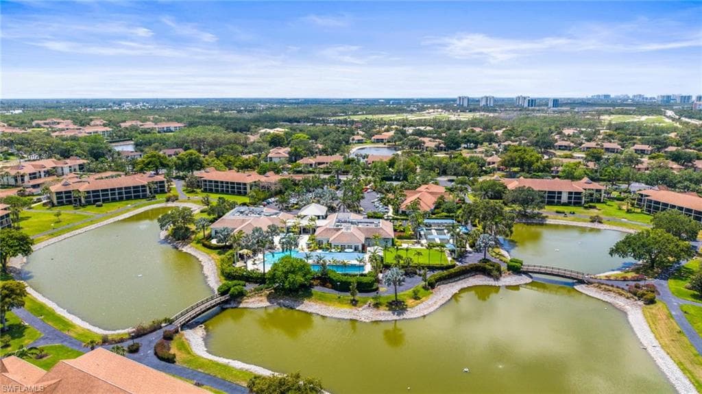 517 Lake Louise Cir 101, Naples, FL 34110-49