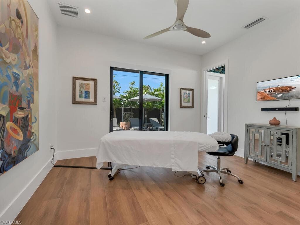 1251 Creech Rd, Naples, FL 34103-23