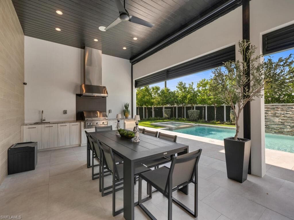 1251 Creech Rd, Naples, FL 34103-36