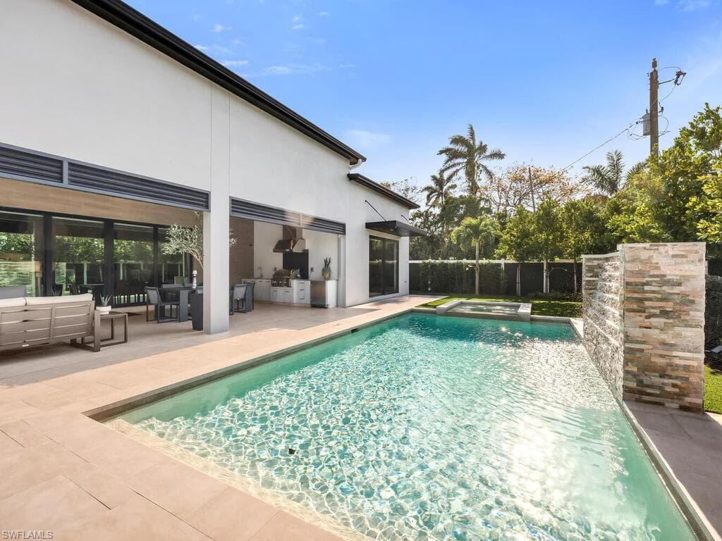 1251 Creech Rd, Naples, FL 34103-41