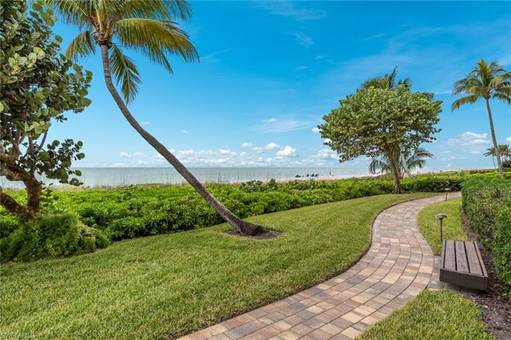 2310 Gulf Shore Blvd N 112, Naples, FL 34103-33