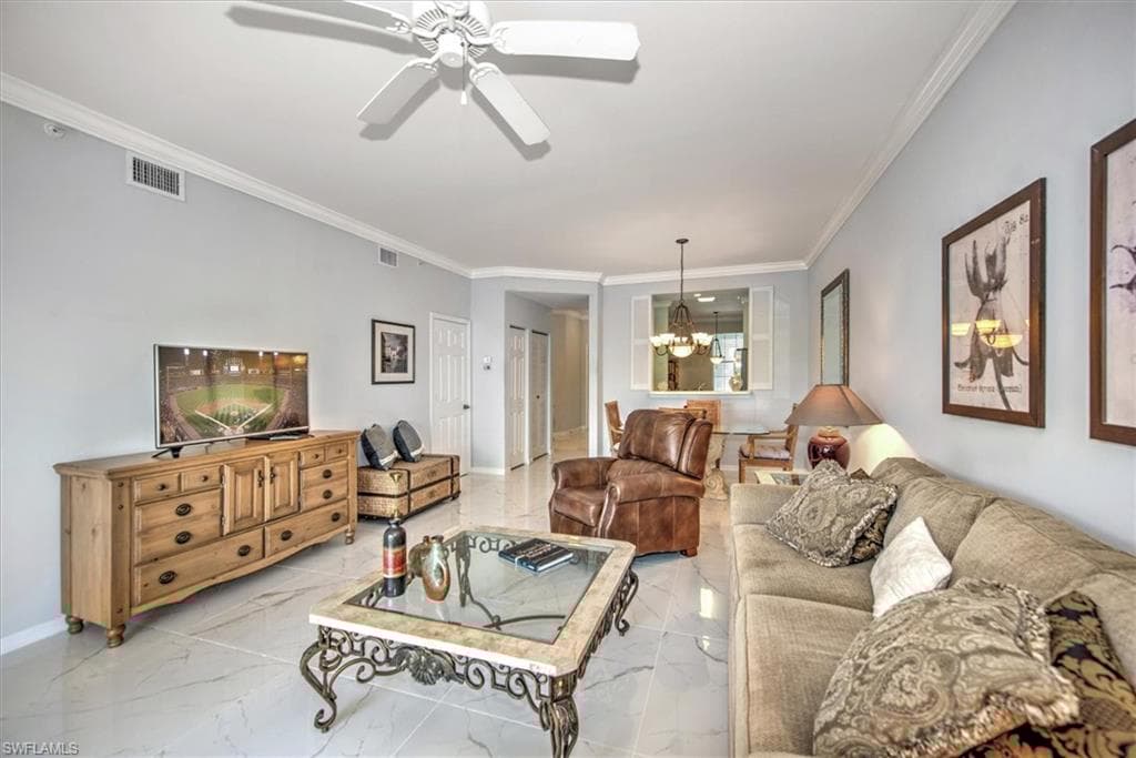 3935 Loblolly Bay Dr 305, Naples, FL 34114-19