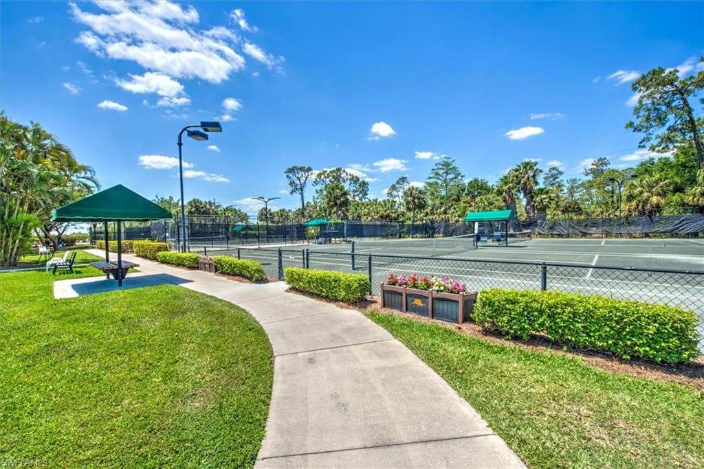 3935 Loblolly Bay Dr 305, Naples, FL 34114-30