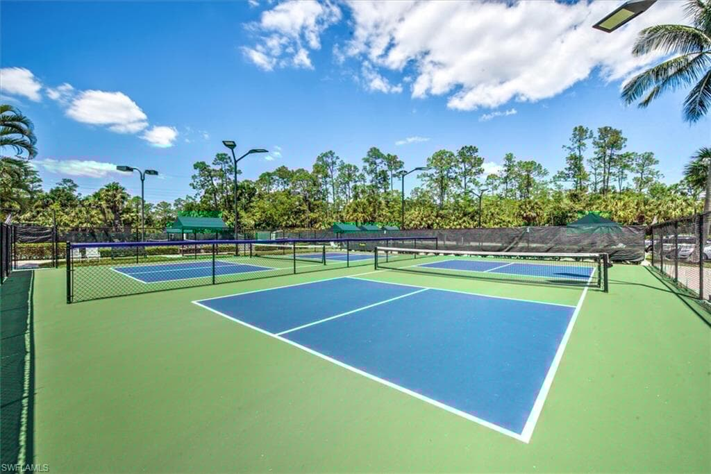 3935 Loblolly Bay Dr 305, Naples, FL 34114-31