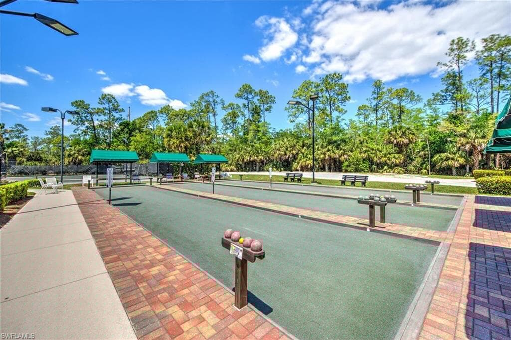 3935 Loblolly Bay Dr 305, Naples, FL 34114-32