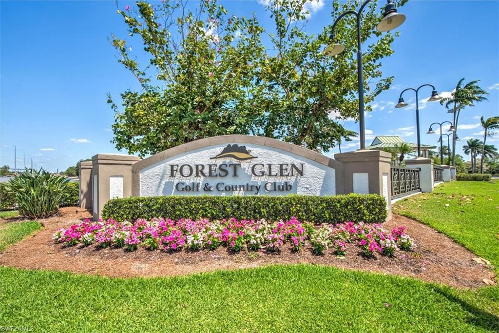 3935 Loblolly Bay Dr 305, Naples, FL 34114-3