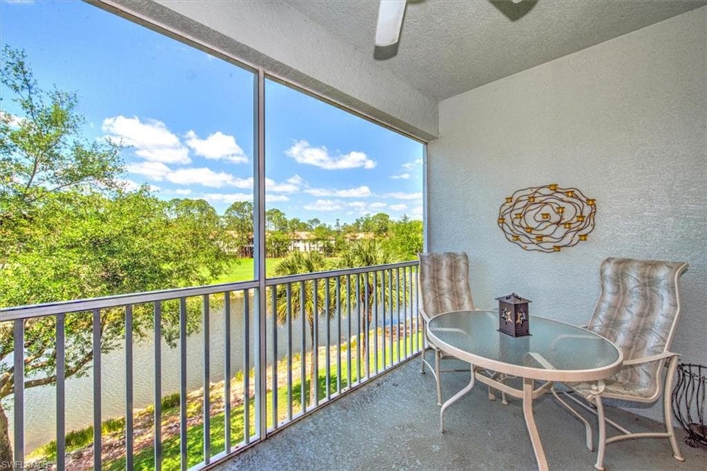 3935 Loblolly Bay Dr 305, Naples, FL 34114-7