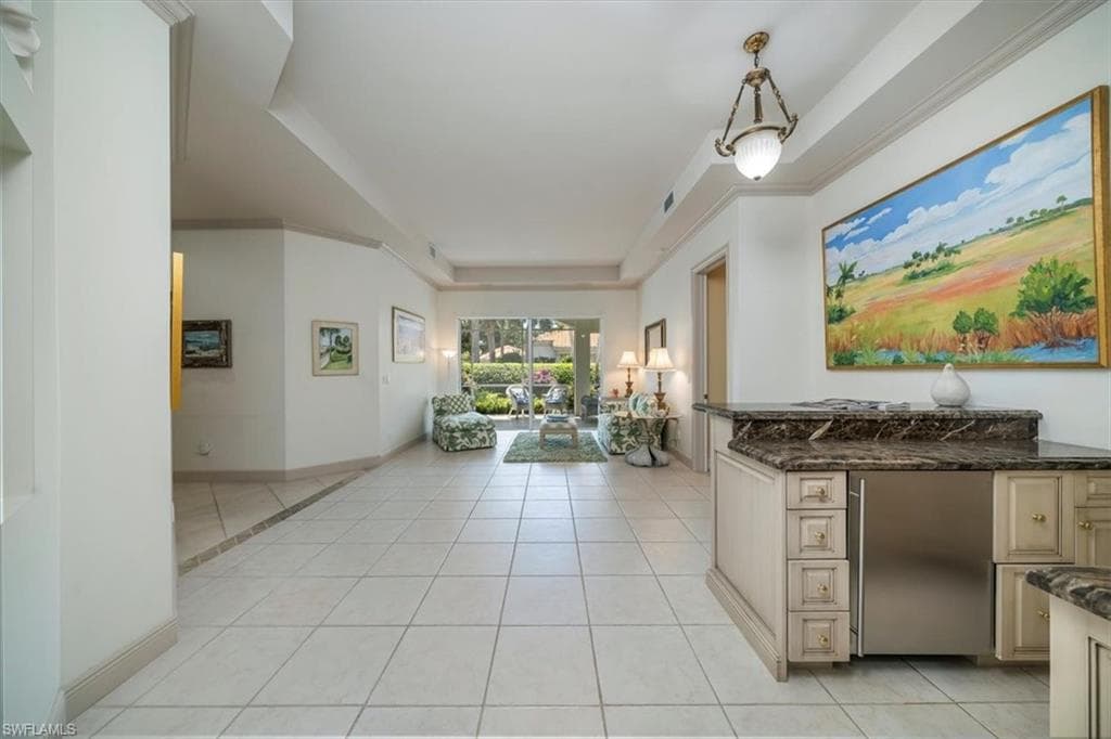 2387 Terra Verde Ln 2387, Naples, FL 34105-10