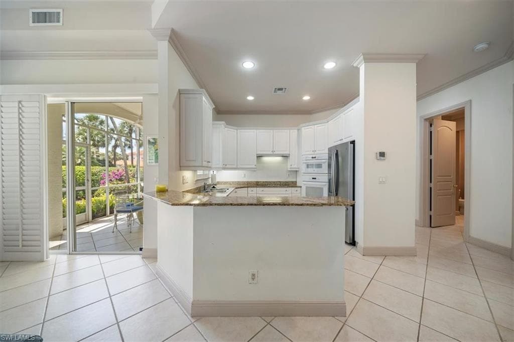 2387 Terra Verde Ln 2387, Naples, FL 34105-13