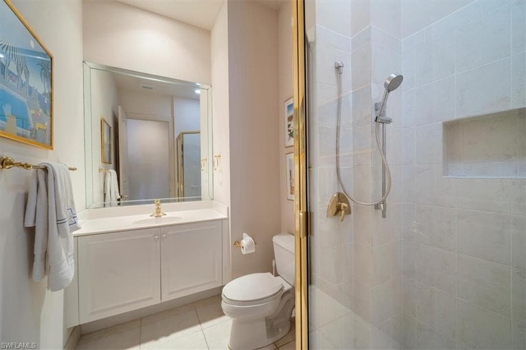 2387 Terra Verde Ln 2387, Naples, FL 34105-30
