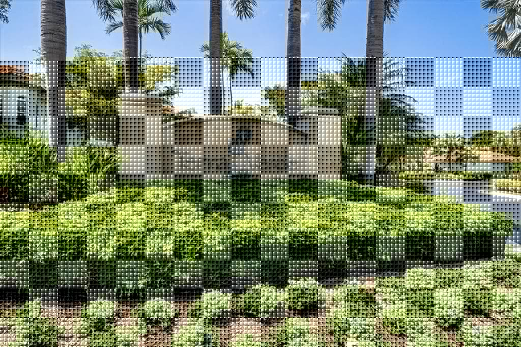 2387 Terra Verde Ln 2387, Naples, FL 34105-34
