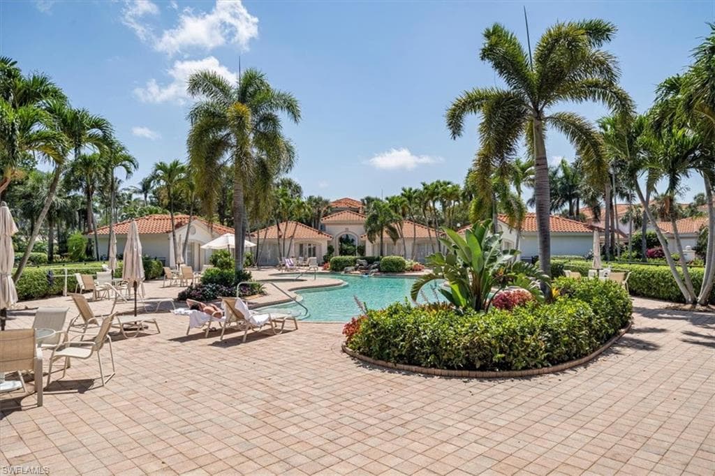 2387 Terra Verde Ln 2387, Naples, FL 34105-38