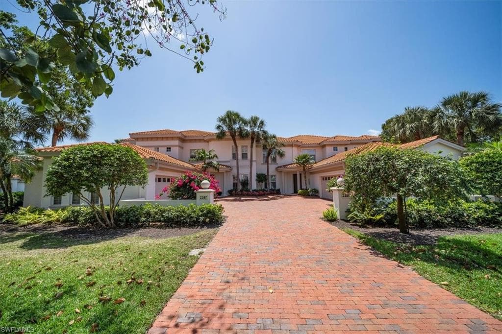 2387 Terra Verde Ln 2387, Naples, FL 34105-3