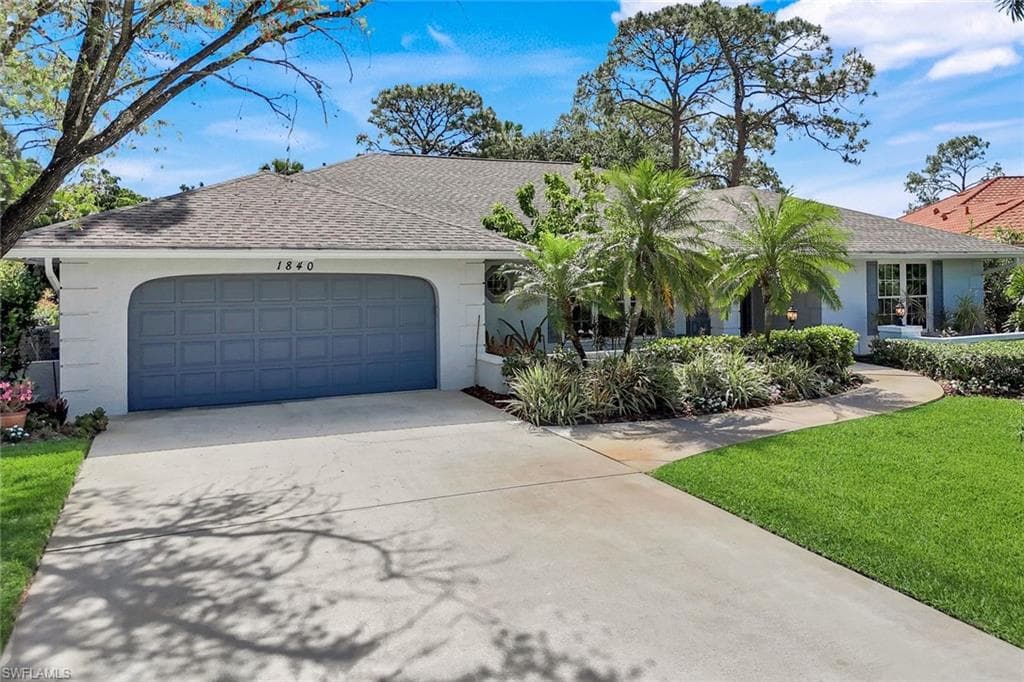 1840 Imperial Golf Co Blvd, Naples, FL 34110-26