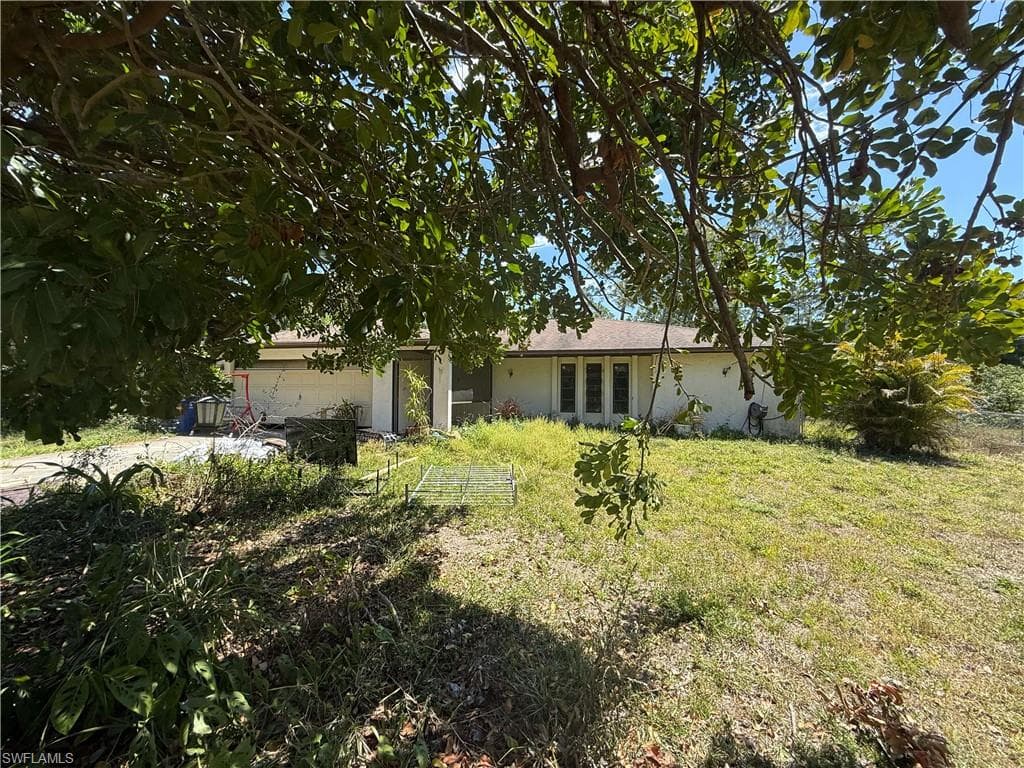19210 Ethel Dr, North Fort Myers, FL 33917-2