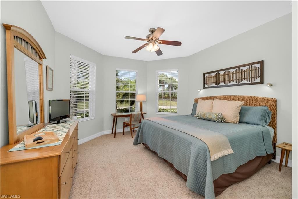 8637 Julia Ln, Naples, FL 34114-16