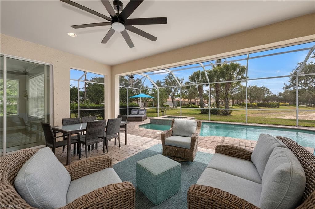 8637 Julia Ln, Naples, FL 34114-19