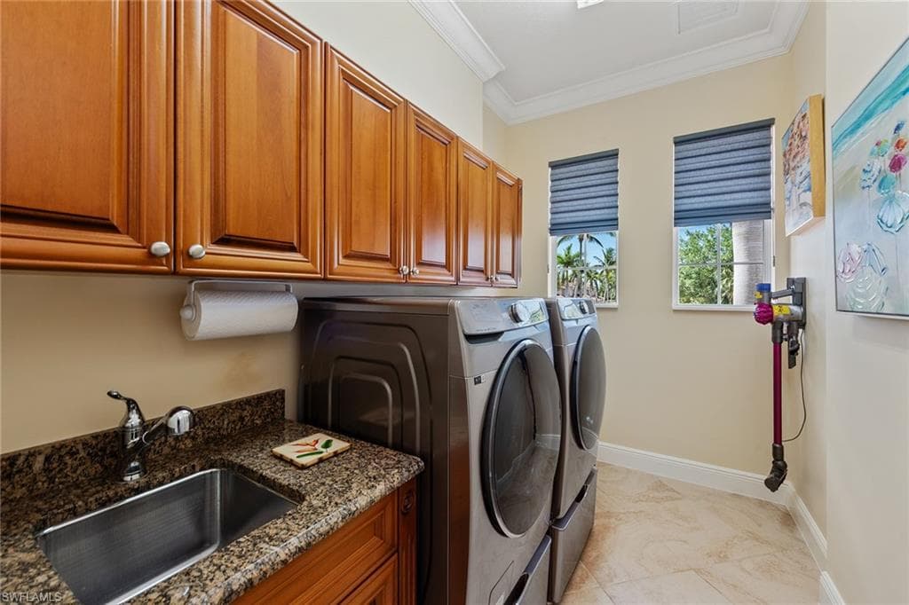 3160 Serena Ln 202, Naples, FL 34114-24