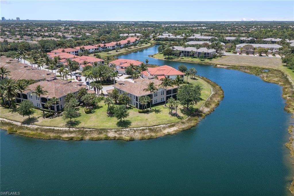 3160 Serena Ln 202, Naples, FL 34114-32