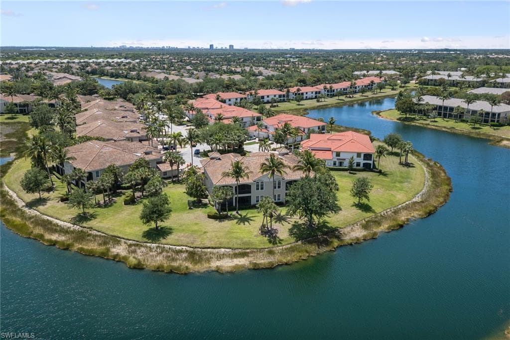 3160 Serena Ln 202, Naples, FL 34114-33