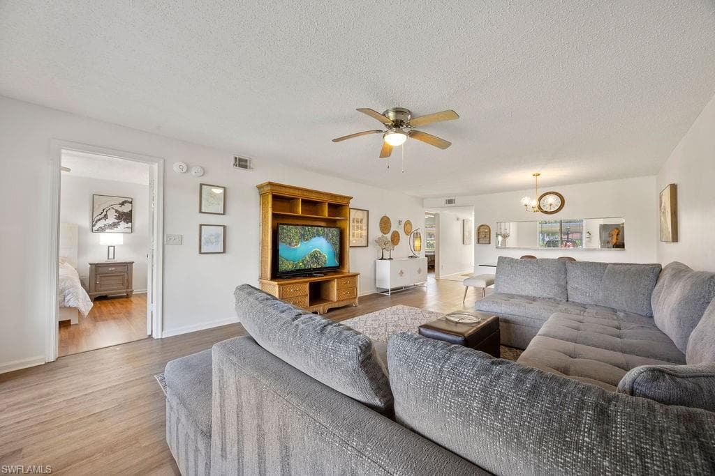 3705 Amberly Cir F102, Naples, FL 34112-12